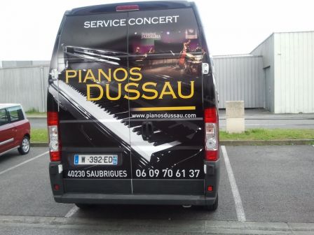 service concert transports pianos