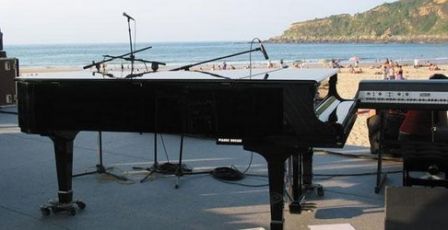 location pianos  queue Heinken Jazzaldia donostia